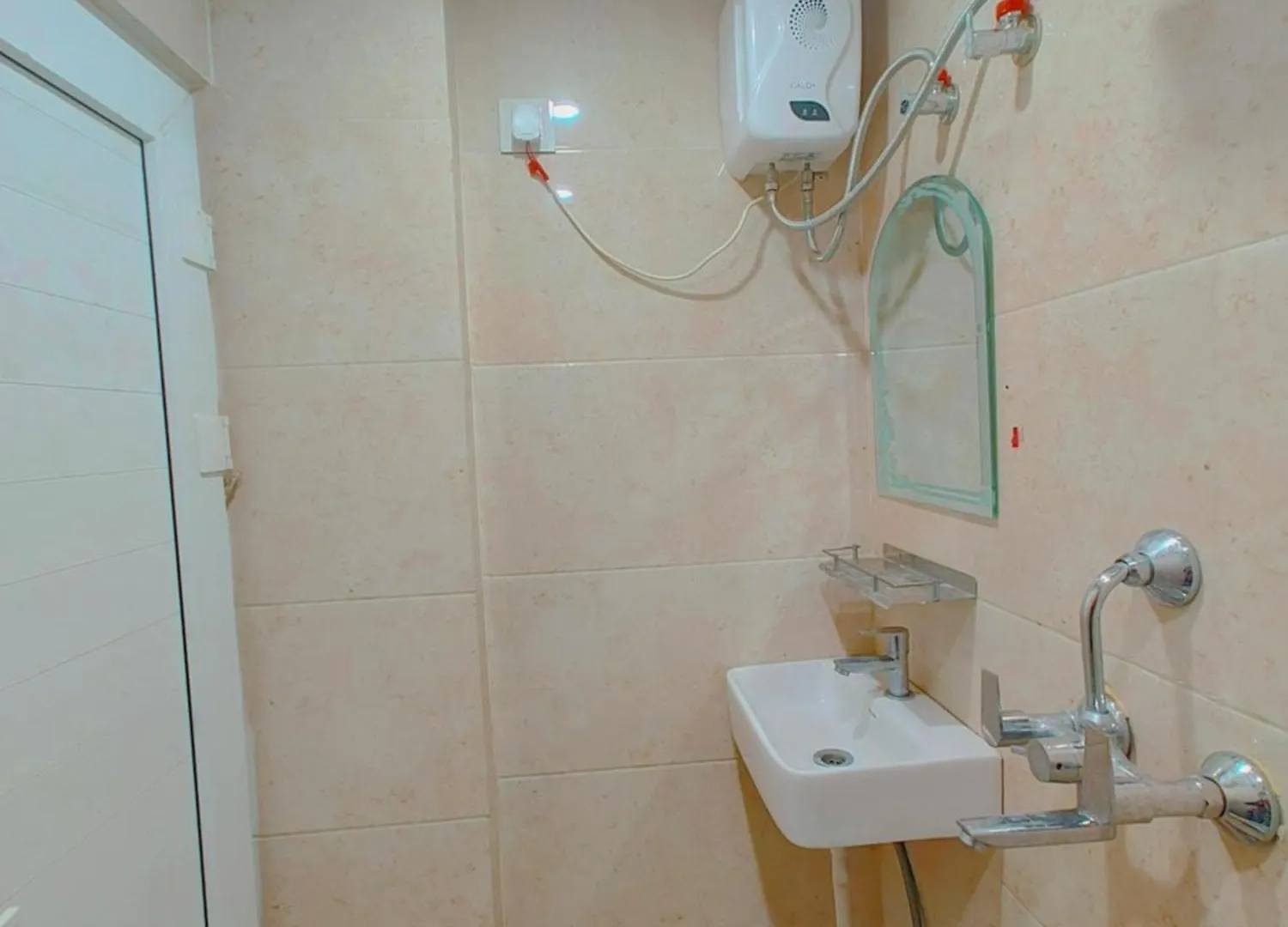 Hotel R K Villa 700 Mtr From Kashi Vishwanath Temple Varanasi 0*,
